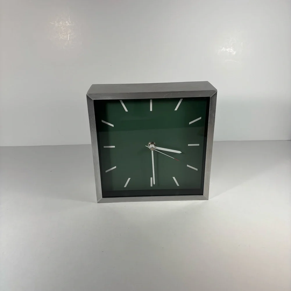 Modern Green Wall Clock with Silver‎ Frame
